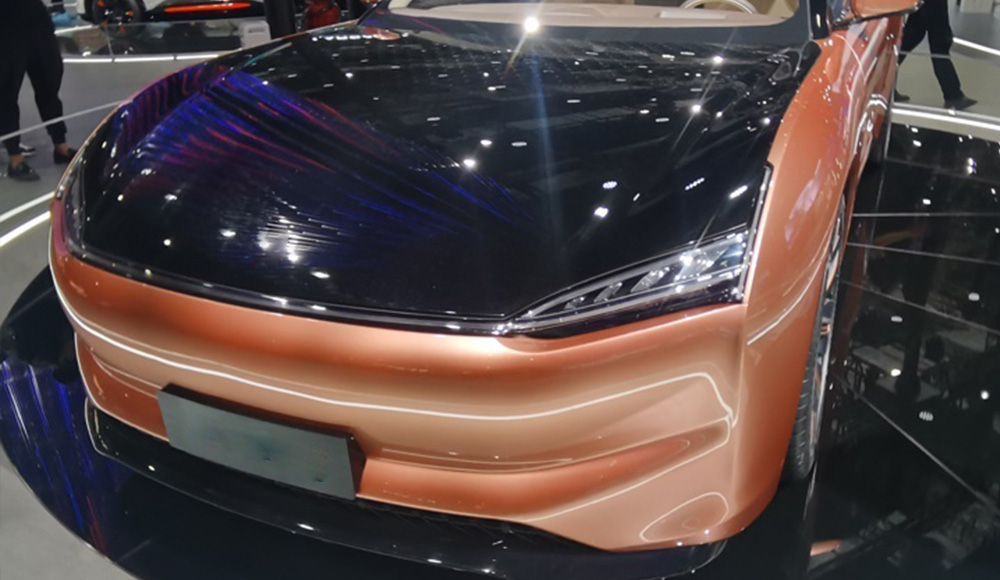 What are the models of cars at the auto show? Ill show you different cars(图2)