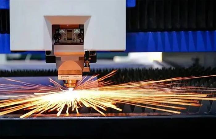 Process Comparison Between CNC Cutting and Laser Cutting(图2)